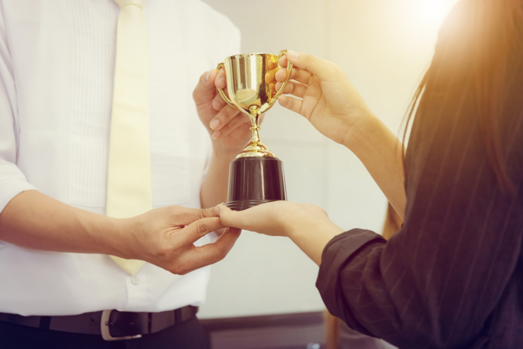 Choosing the Best Corporate Awards for Business Events
